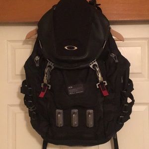 All Black Oakley Kitchen Sink Backpack